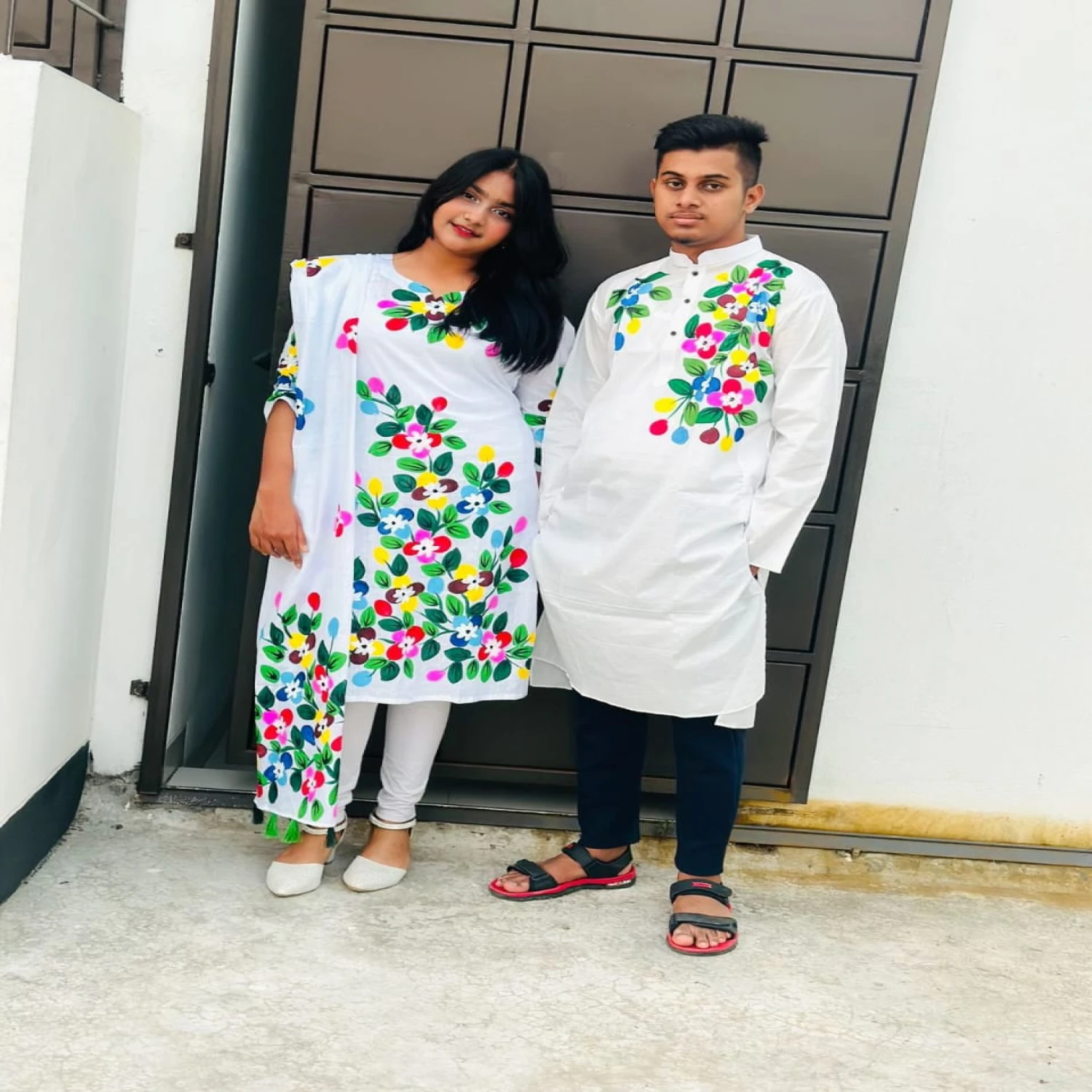 মনের মানুষের জন্য টুপিস পাঞ্জাবির